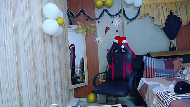 miss leidy  online show from 28, 11, 2025