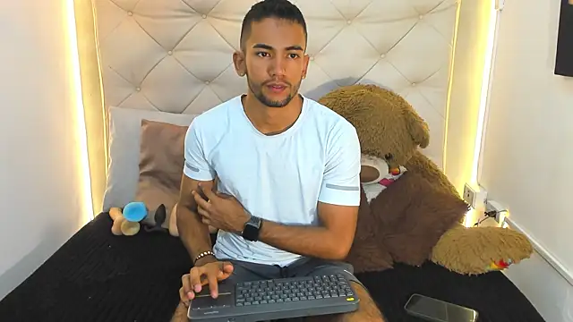MaicolParker  online show from 16, 4, 2026