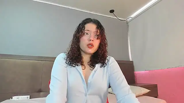SamLuxuri online show from 29, 9, 2025