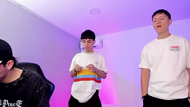Handsomeboyss19 online show from 9, 5, 2026