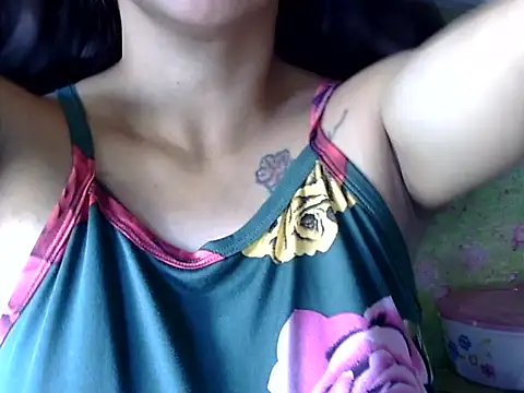 Snapshot of maypah chatting on 13, 5, 2026 maypah online show from 13, 5, 2026