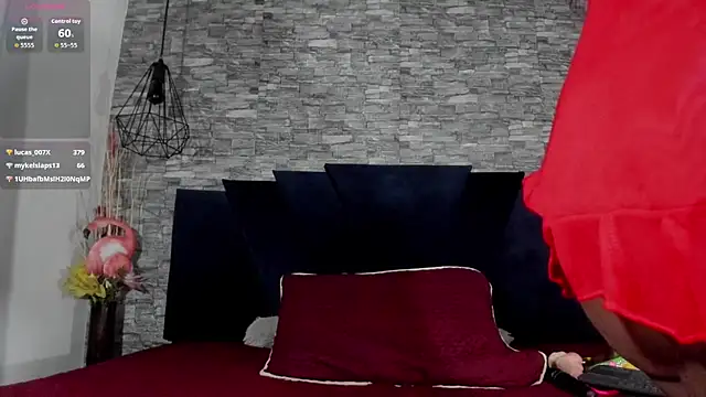 Snapshot of Emily_Brown18 chatting on 20, 11, 2025 Emily Brown18 online show from 20, 11, 2025