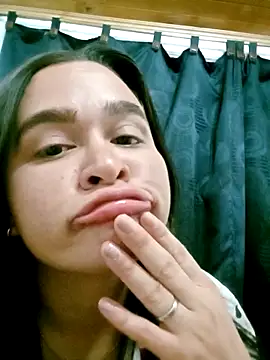 Luna9233 online show from 12, 10, 2025