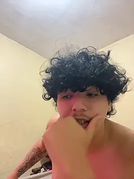 Casal-foda braba online show from 5, 11, 2025