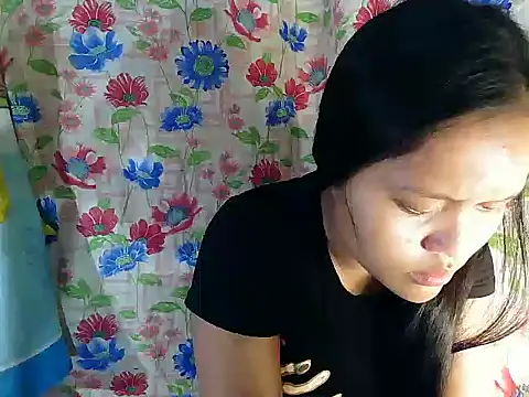 Exotichotpeanut-pinay online show from 18, 9, 2025