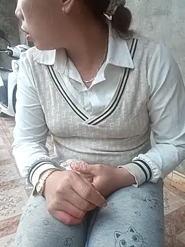 Phuong xxx online show from 28, 2, 2026