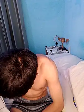 Snapshot of matiatr1112 chatting on 24, 11, 2025 matiatr1112 online show from 24, 11, 2025