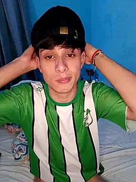 Snapshot of matiatr1112 chatting on 9, 11, 2025 matiatr1112 online show from 9, 11, 2025