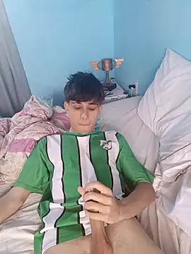 Snapshot of matiatr1112 chatting on 18, 12, 2025 matiatr1112 online show from 18, 12, 2025