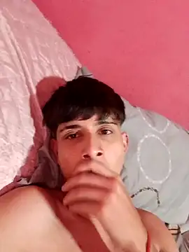 Snapshot of matiatr1112 chatting on 29, 11, 2025 matiatr1112 online show from 29, 11, 2025