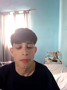 Snapshot of matiatr1112 chatting on 31, 10, 2025 matiatr1112 online show from 31, 10, 2025