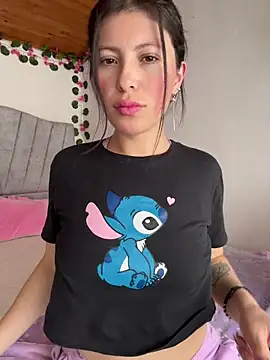 Mia salinass online show from 16, 12, 2025