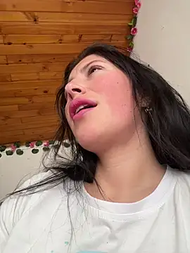 Mia salinass online show from 6, 3, 2026