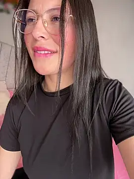 Mia salinass online show from 17, 3, 2026