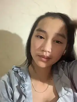 Snapshot of -Lie-06 chatting on 20, 10, 2025 -Lie-06 online show from 20, 10, 2025