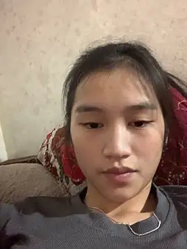 Snapshot of -Lie-06 chatting on 29, 11, 2025 -Lie-06 online show from 29, 11, 2025