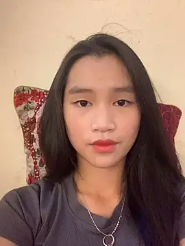 Snapshot of -Lie-06 chatting on 23, 9, 2025 -Lie-06 online show from 23, 9, 2025