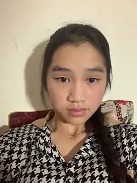 Snapshot of -Lie-06 chatting on 2, 10, 2025 -Lie-06 online show from 2, 10, 2025