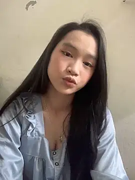 Snapshot of -Lie-06 chatting on 11, 9, 2025 -Lie-06 online show from 11, 9, 2025