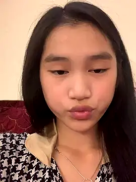 Snapshot of -Lie-06 chatting on 30, 9, 2025 -Lie-06 online show from 30, 9, 2025