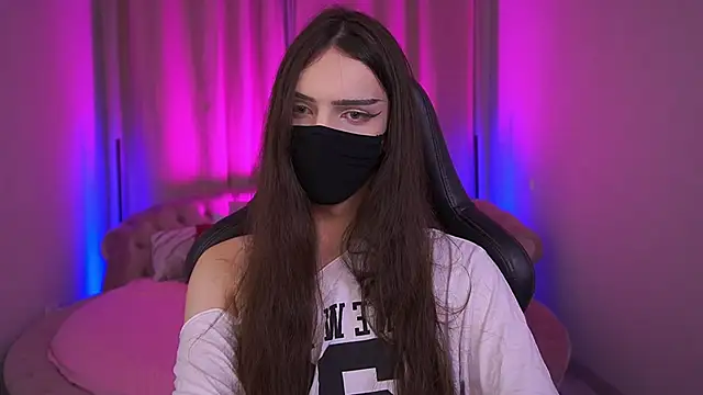 PixelShadee online show from 16, 9, 2025