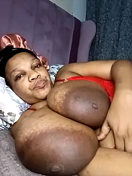 HappygalTheQueen online show from 15, 2, 2026