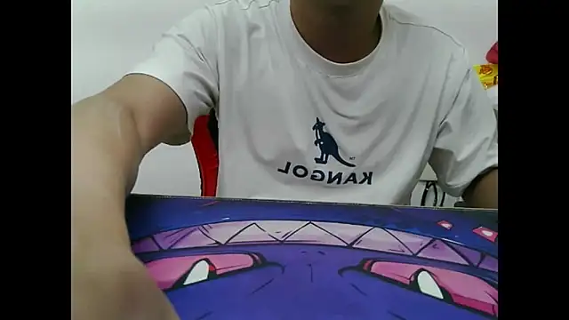 Snapshot of zhu000000 chatting on 22, 10, 2025 zhu000000 online show from 22, 10, 2025