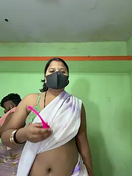 Shneeha le online show from 12, 3, 2026