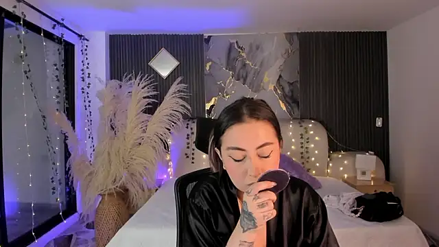 SarahCastro1  online show from 15, 2, 2026