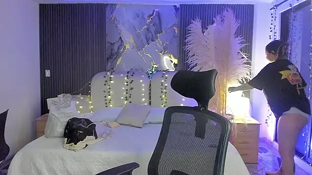 SarahCastro1  online show from 28, 2, 2026