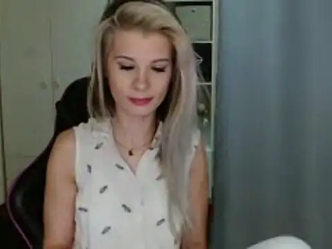 KristineGlow online show from 12, 2, 2026