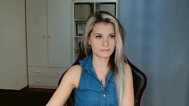 KristineGlow online show from 19, 3, 2026