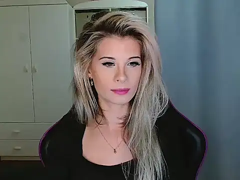 KristineGlow online show from 27, 11, 2025