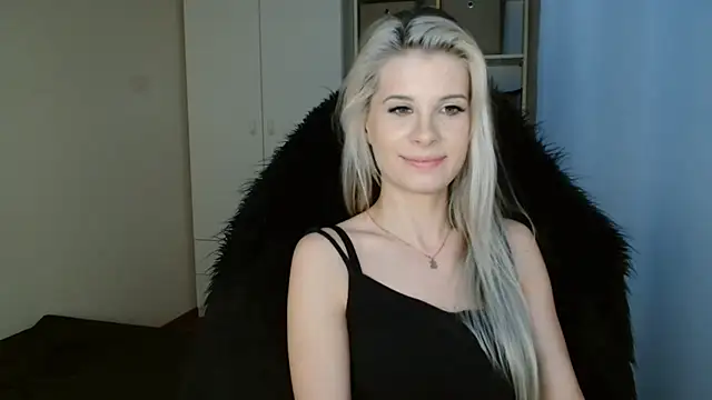 KristineGlow online show from 19, 6, 2026