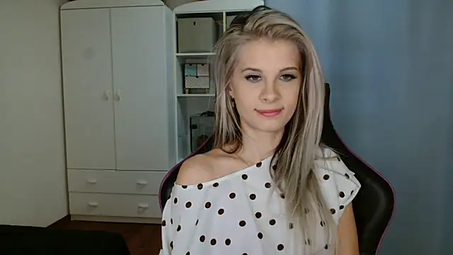 KristineGlow online show from 27, 3, 2026