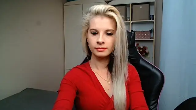 KristineGlow online show from 27, 7, 2026