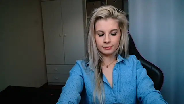 KristineGlow online show from 16, 6, 2026