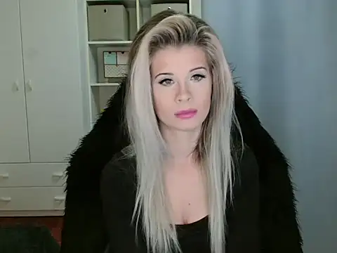 KristineGlow online show from 21, 11, 2025