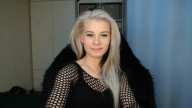 KristineGlow online show from 7, 7, 2026