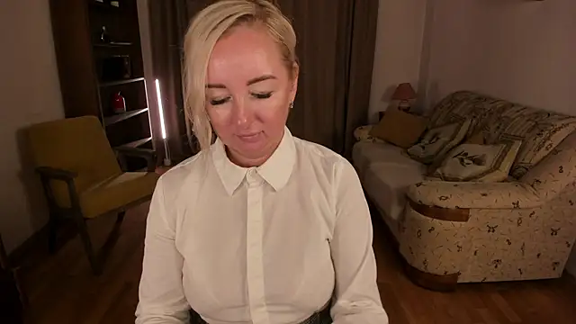 sexmom8 online show from 28, 7, 2026