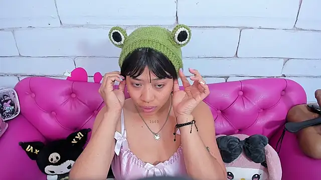 SafiroAgataaa online show from 8, 11, 2025