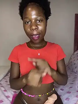 Crazyqueenxxx online show from 27, 10, 2025