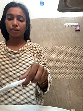 Snapshot of HeerStd chatting on 13, 11, 2025 HeerStd online show from 13, 11, 2025