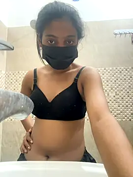 Snapshot of HeerStd chatting on 8, 11, 2025 HeerStd online show from 8, 11, 2025