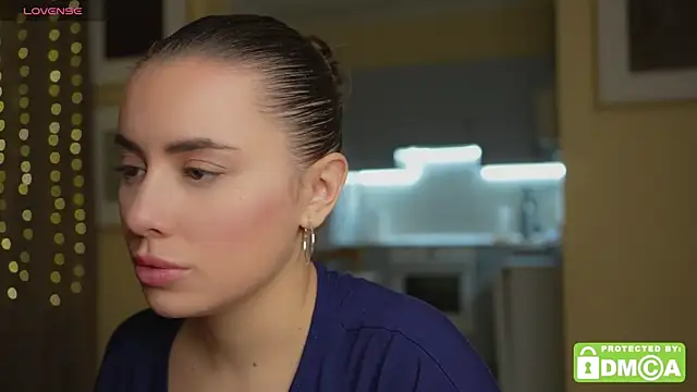 KateCarrey online show from 11, 11, 2025