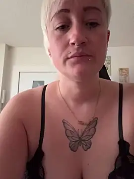 Snapshot of Rozendefotz chatting on 26, 10, 2025 Rozendefotz online show from 26, 10, 2025