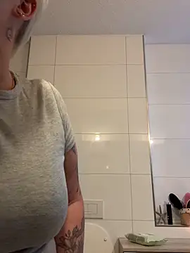 Snapshot of Rozendefotz chatting on 20, 10, 2025 Rozendefotz online show from 20, 10, 2025