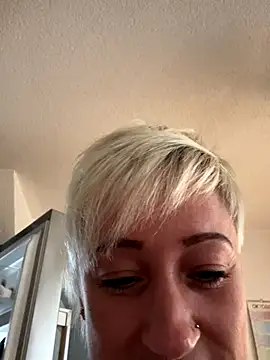 Snapshot of Rozendefotz chatting on 27, 10, 2025 Rozendefotz online show from 27, 10, 2025