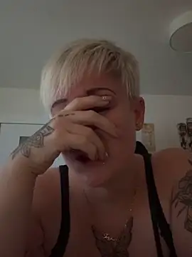 Snapshot of Rozendefotz chatting on 23, 10, 2025 Rozendefotz online show from 23, 10, 2025