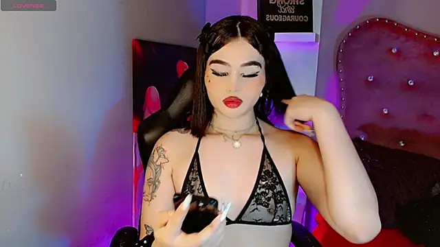 Daphnne Foxx online show from 12, 9, 2025